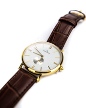 Load image into Gallery viewer, The Richemont Yellow Gold / Brown strap 40mm